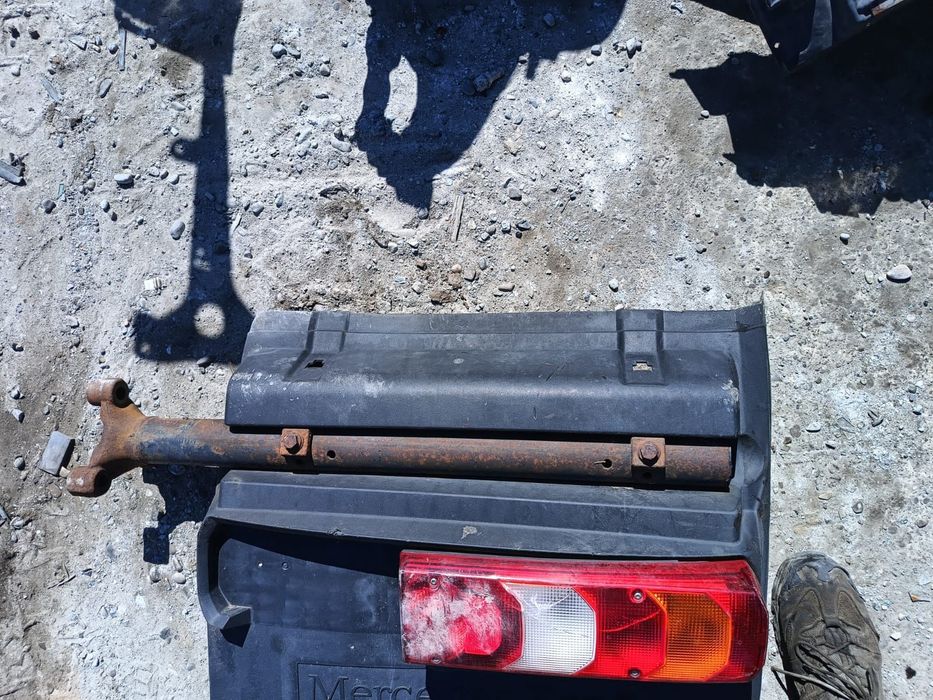Aripa Carenaj stop dreapta spate Mercedes-Benz Actros MP4 generatia [