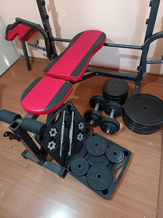 Продавам лежанка с лостове и тежести