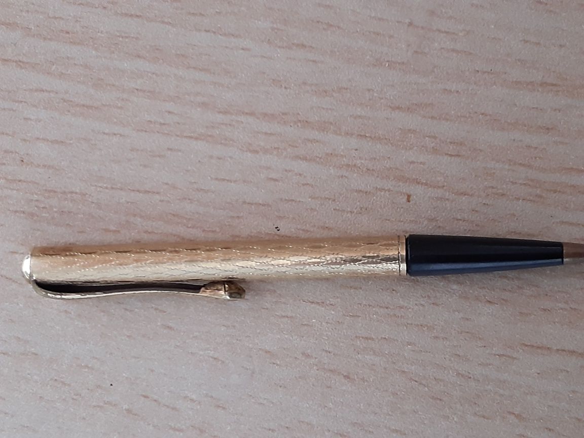 Creion mecanic. 1