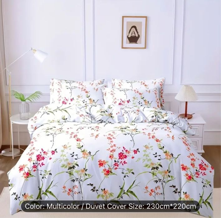 Постельное белье: пододеяльник 230*220 и наволочки 70*50 для подушек