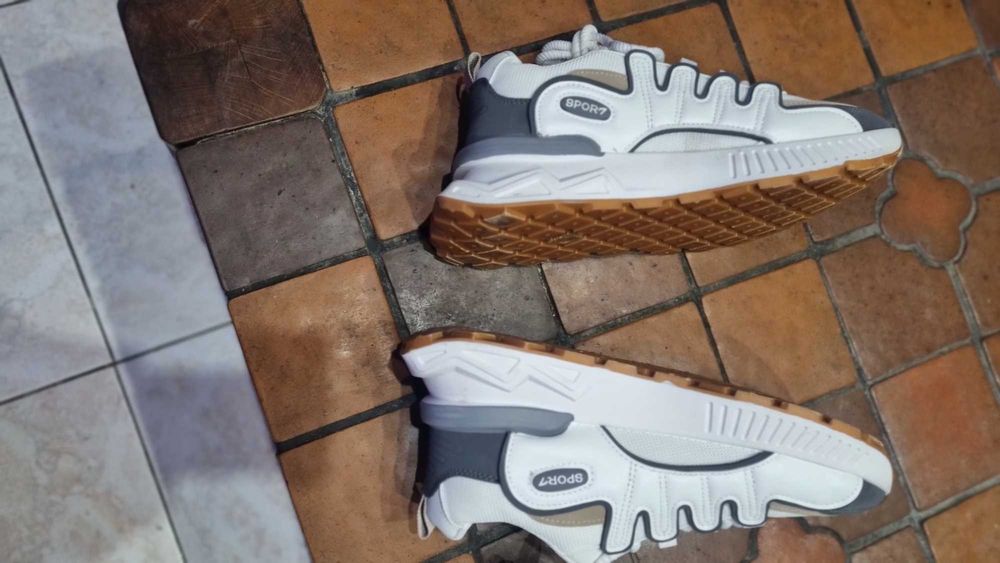 нови маратонки внос от Франция