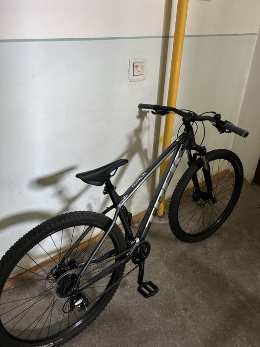 Bicicleta hardtail Trek Marlin 5