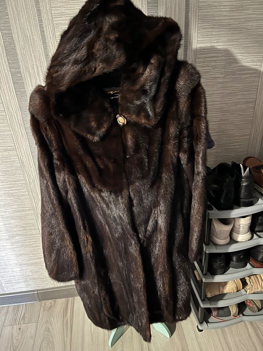 Продам шубы норковую, мутоновую