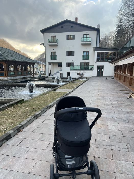 Landou Cybex S Lux Moon Black
