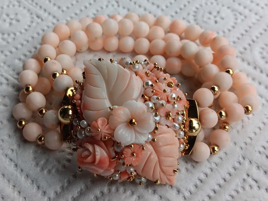 Bratara vintage din aur de 18kt si coral angel skin