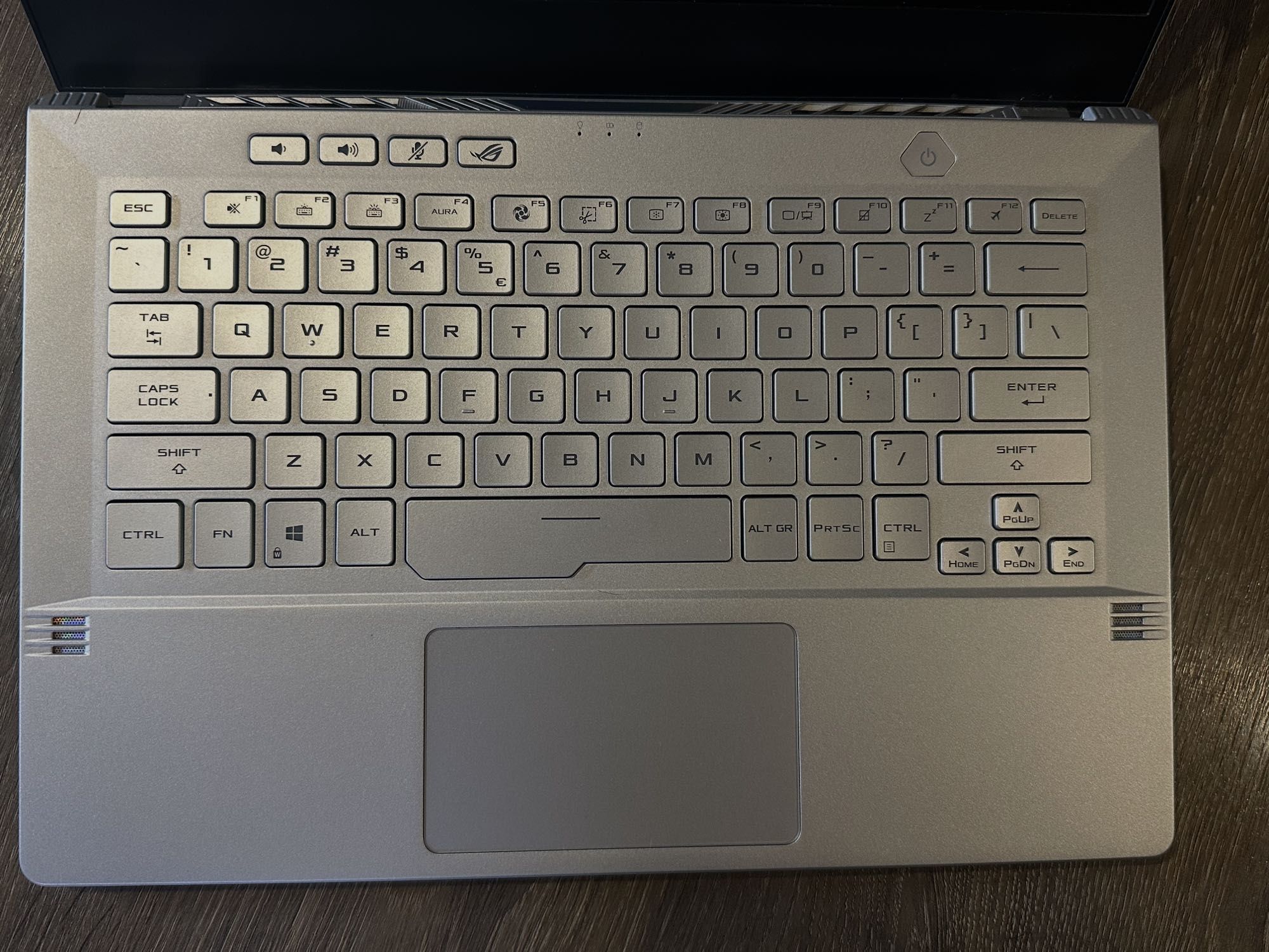 Asus Rog Zephyrus G14 - Ryzen 9 5900, RTX 3060, 1TB SSD NVME, 24GB RAM