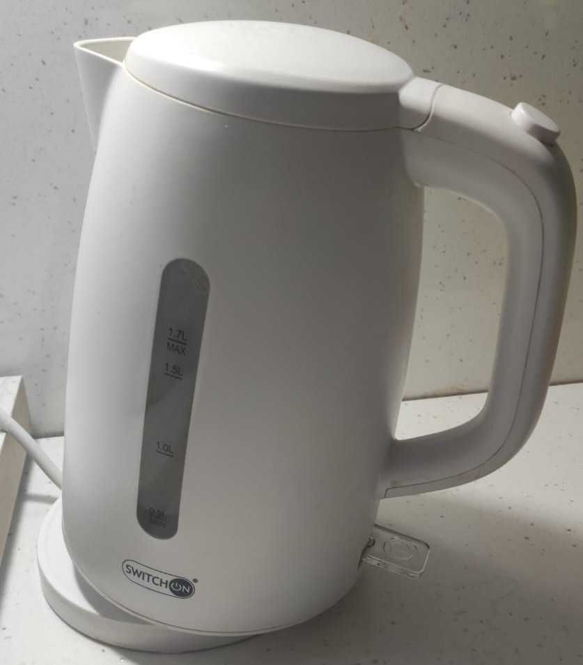 Микровълнова фурна и електрическа кана Microwave Oven + Kettle