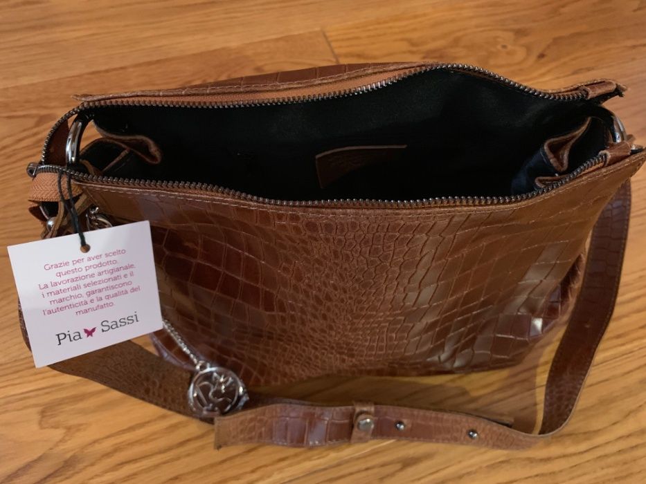 Нова дамска чанта, естествена кожа Pia Sassi Italy