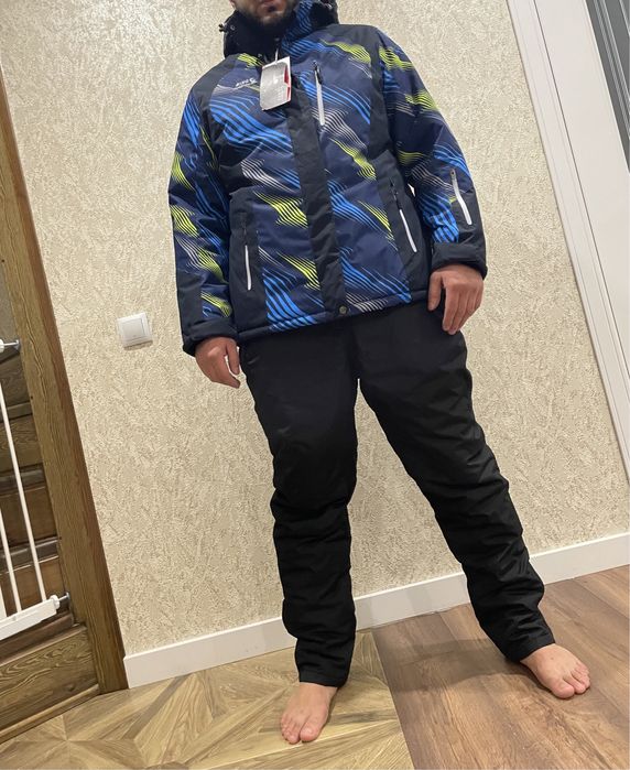 Продам зимний комбинезон мужской