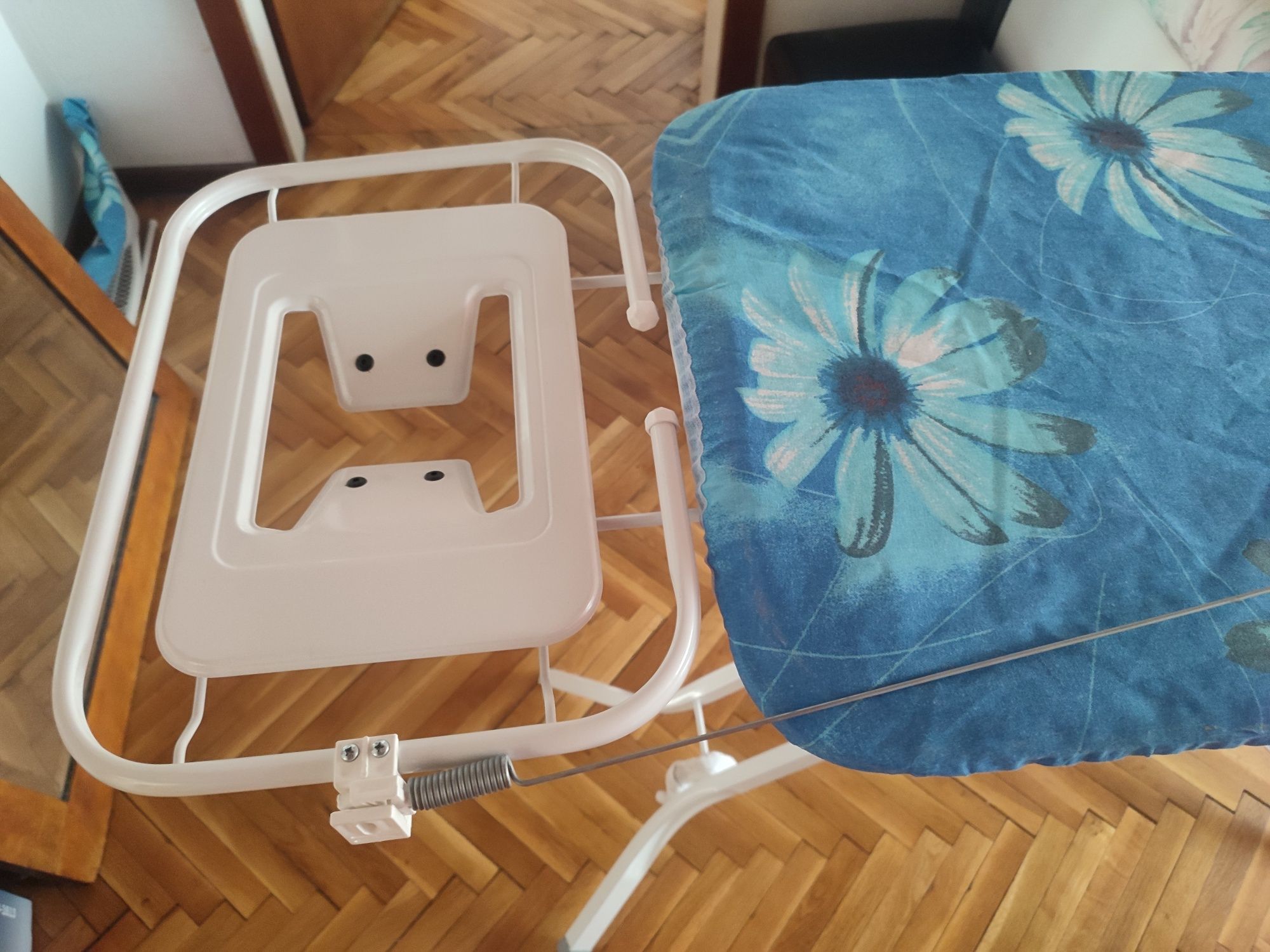 Дъска за гладене