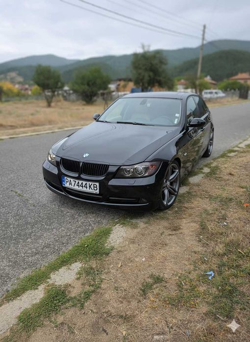 BMW E90 325I 218 к.с. Седан 2005 Навигация Кожен салон