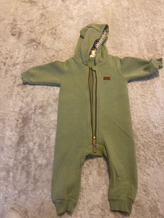Комбинезон с футером
