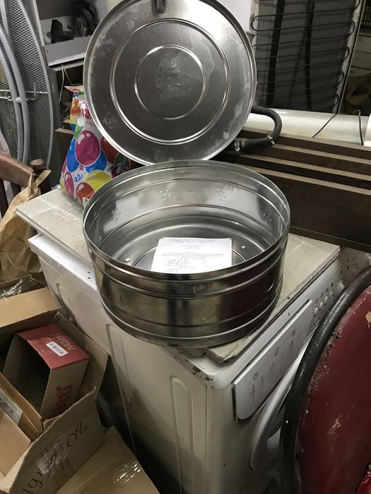 Продам биксы медицинские