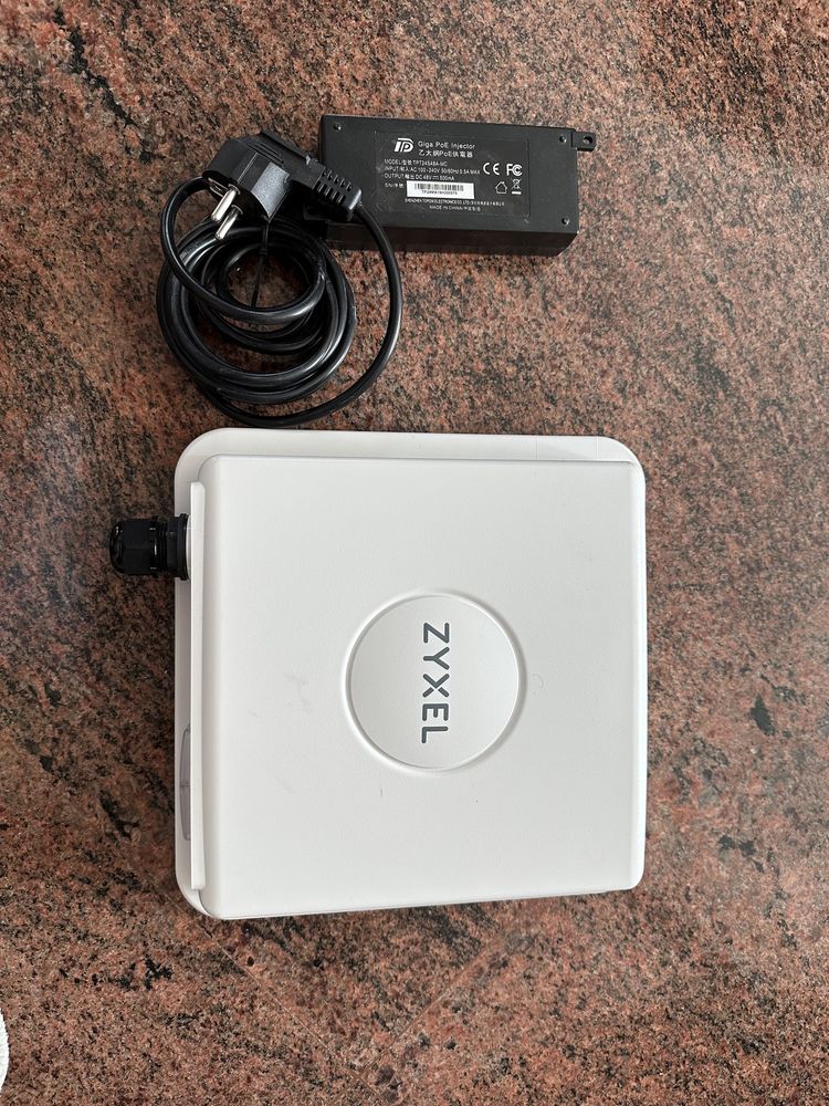 Zyxel LTE 480 - M804 LTE/ WIFI router