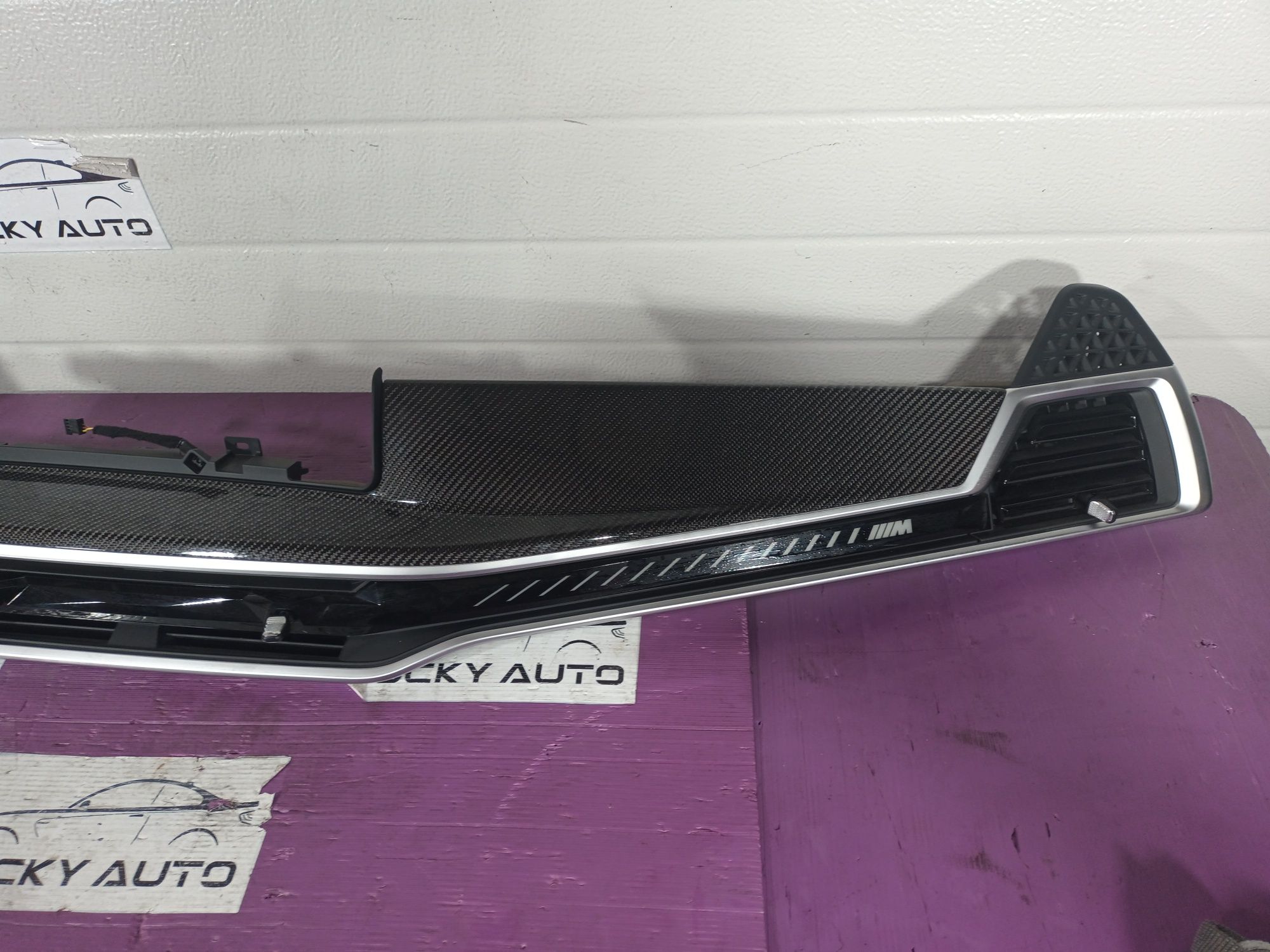 Trimuri plansa de bord carbon x5m f95 lci facelift