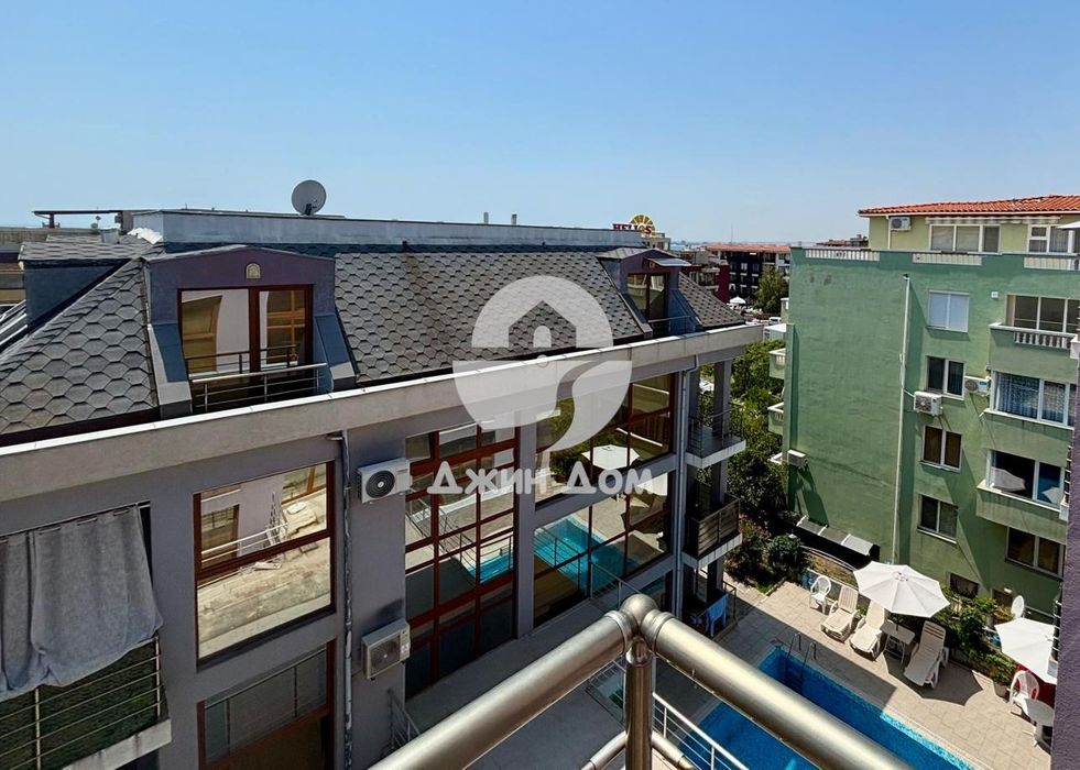 Продава се Тристаен апартамент в Свети Влас - 104 кв.м за 1058 €/кв.м - Снимка #9