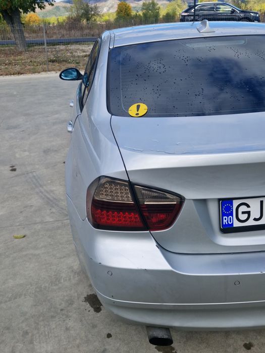 Vând bmw e90 320d