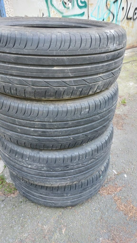 Anvelope Bridgestone 225 50 R18