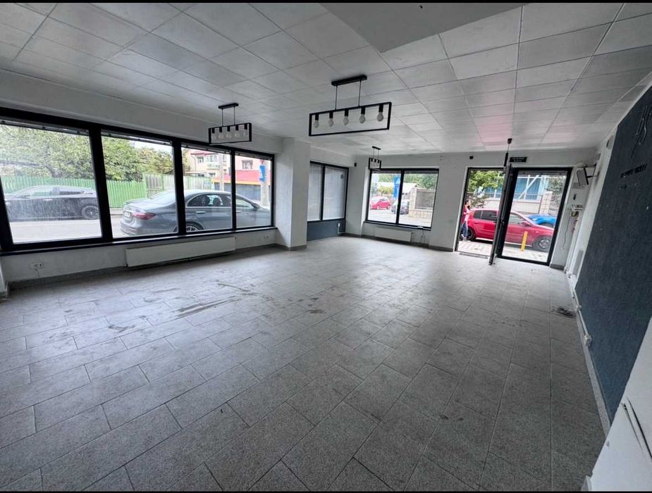 Spatiu comercial de inchiriat, langa Carrefour Colentina