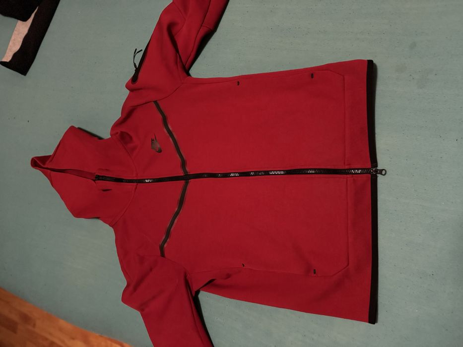 Nike tech fleece червен!!