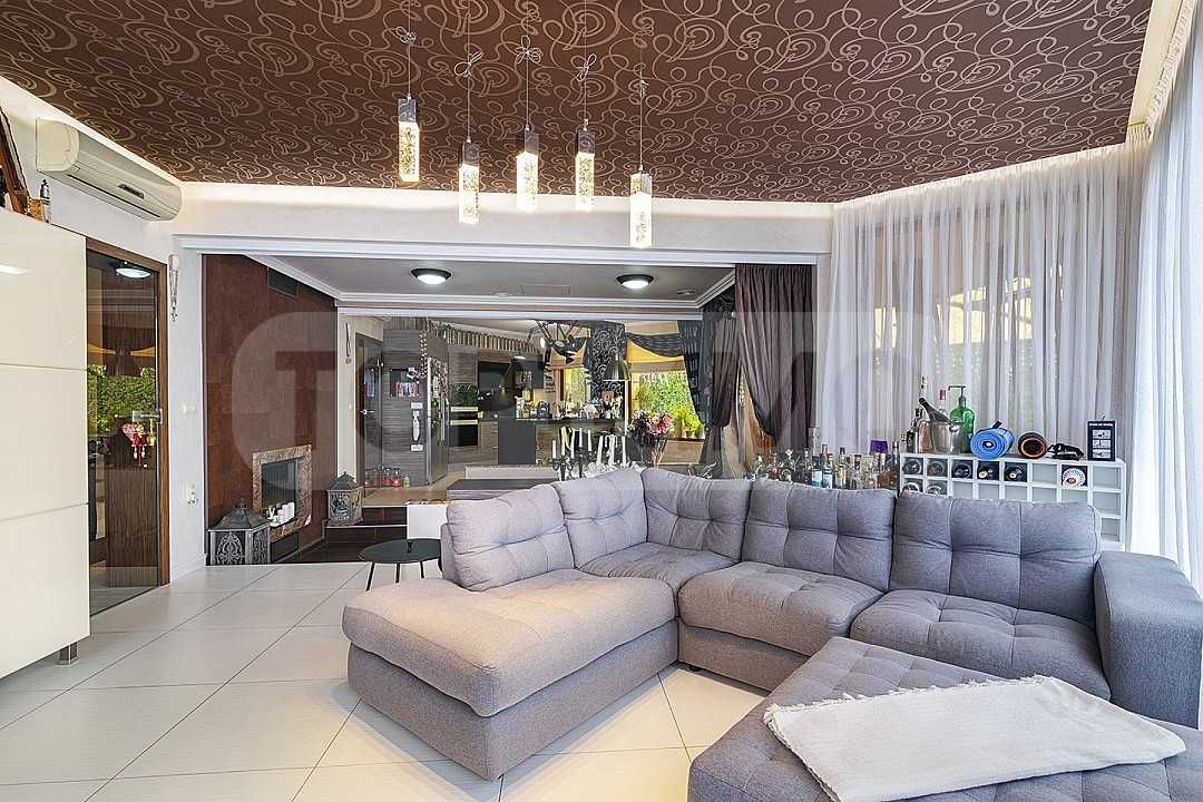 Продава се Къща в Варна, м-т Зеленика - 400 кв.м за 1500 €/кв.м - Снимка #5