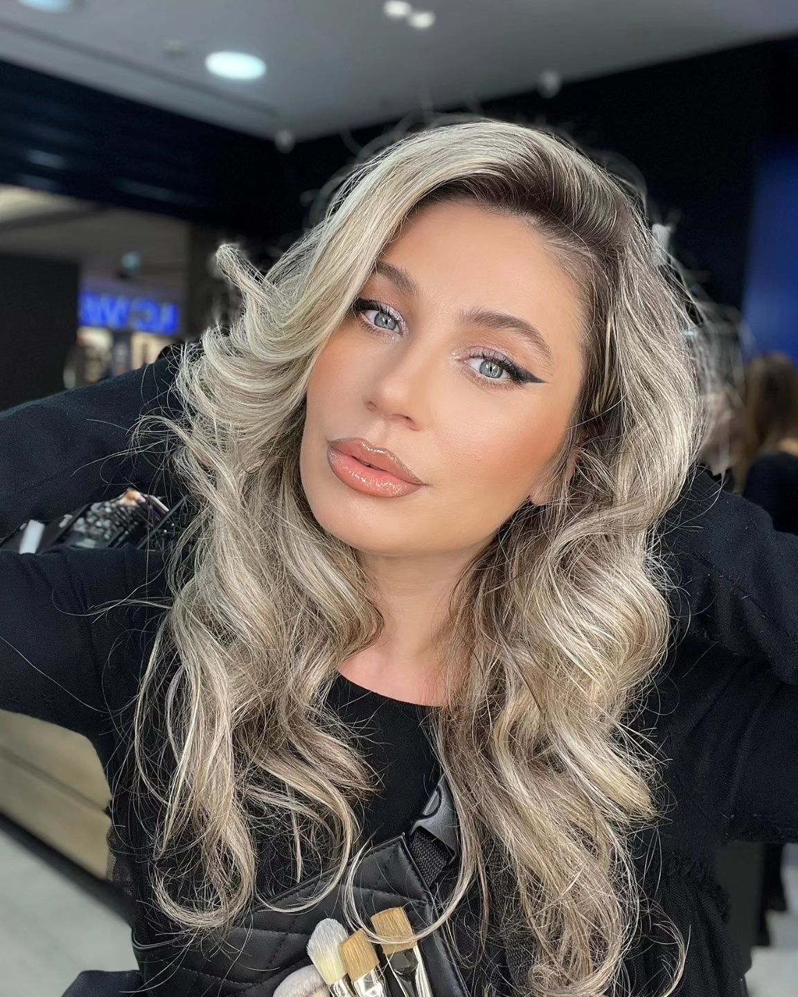 Servicii de make-up/machiaj profesional cu deplasare la domiciliu