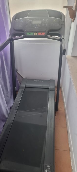 Vand banda electrica de alergat, functioneaza perfect