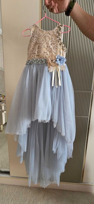 Платье нарядное детское 5-7 лет