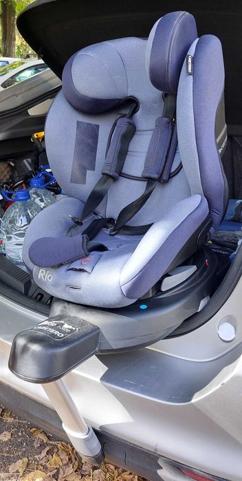 Scaun auto rotativ Caretero RIO i-Size (40-105 cm) 0-22 Kg