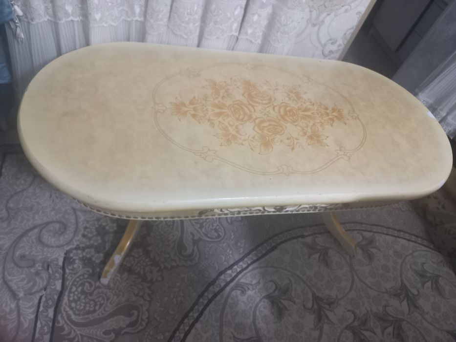 Журнальный столик состоянии средние чиланзар 8 квартал РОВД