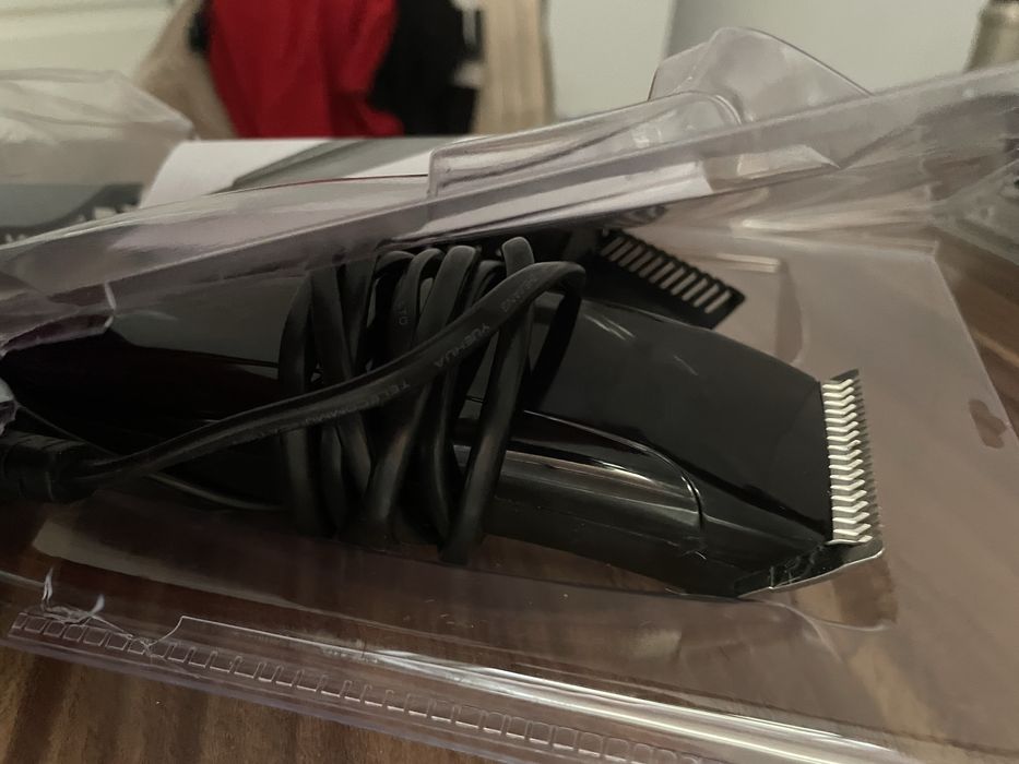 Masina de tuns caini