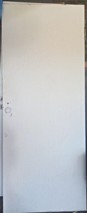 Двери для дома по 2500