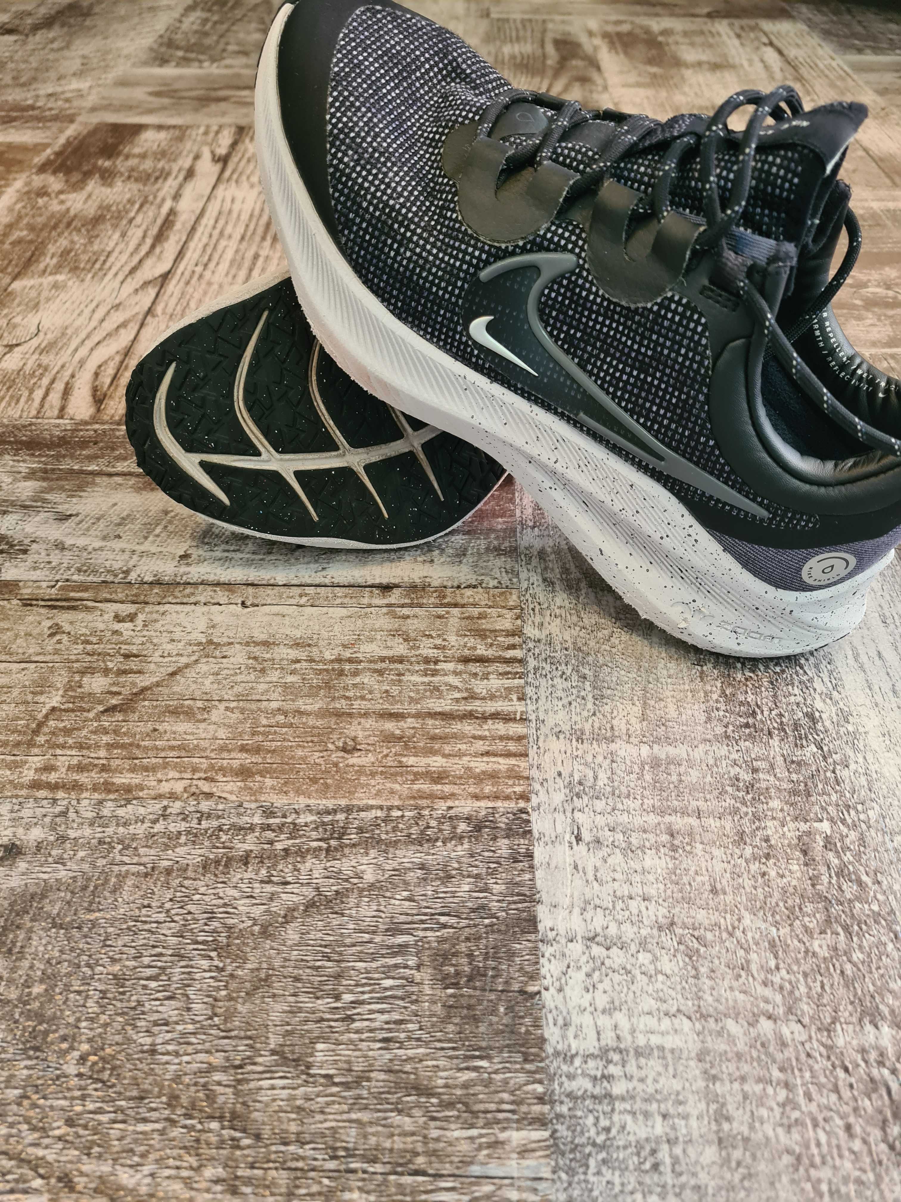 Маратонки  Nike Air Zoom 39 р- р