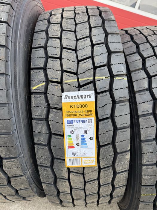 Anvelope Noi 315/70/22.5 Benchmark
