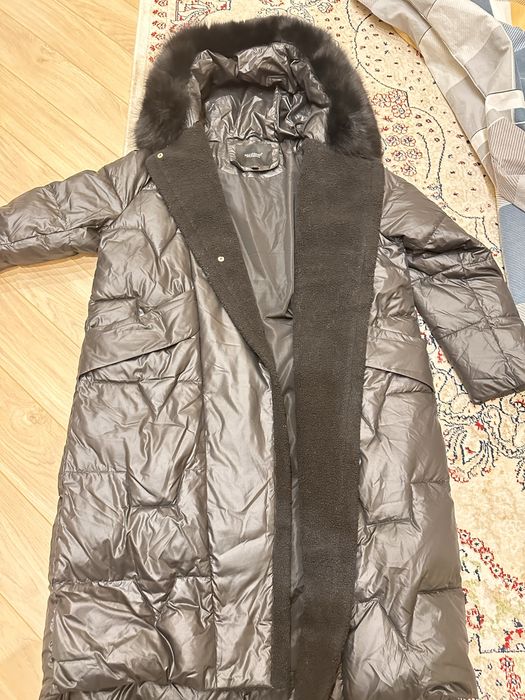 Продаю зимнюю куртку в отличном состоянии!