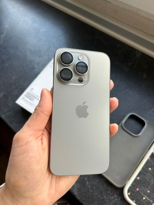 Iphone 15 pro Natural Titanium 256 GB