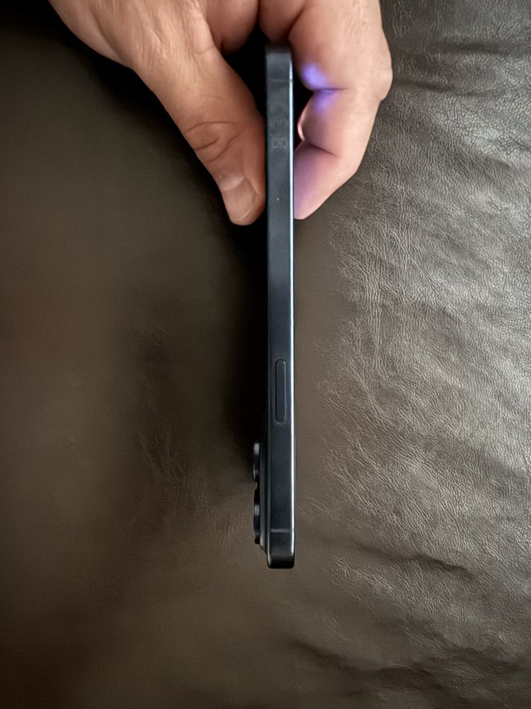 Iphone 15 pro max гаранция