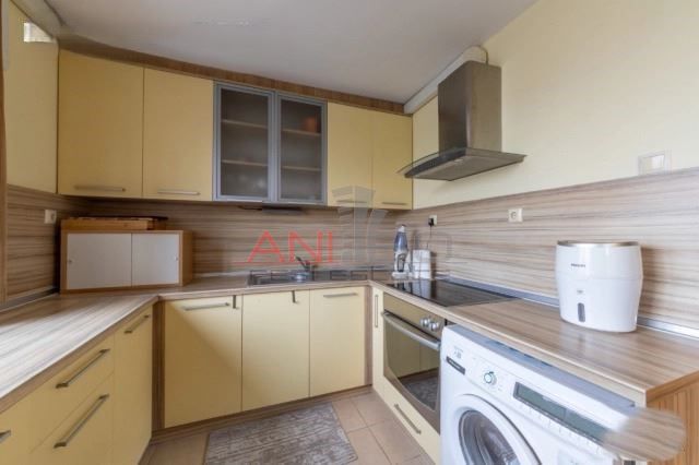 Продава се Тристаен апартамент в Варна, Бизнес хотел - 80 кв.м за 1205 €/кв.м - Снимка #1