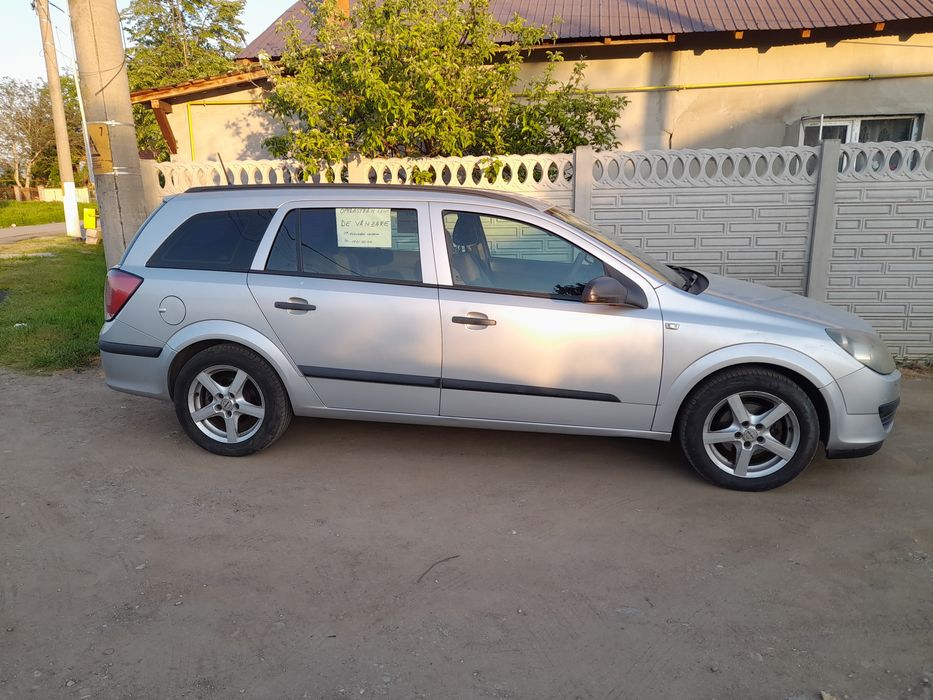 Vând Opel Astra H