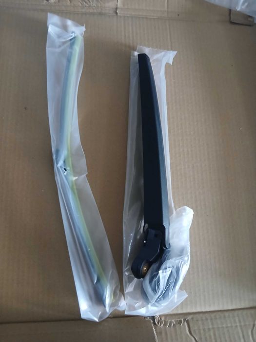 Задна чистачка БМВ Х5 Е70 НОВА