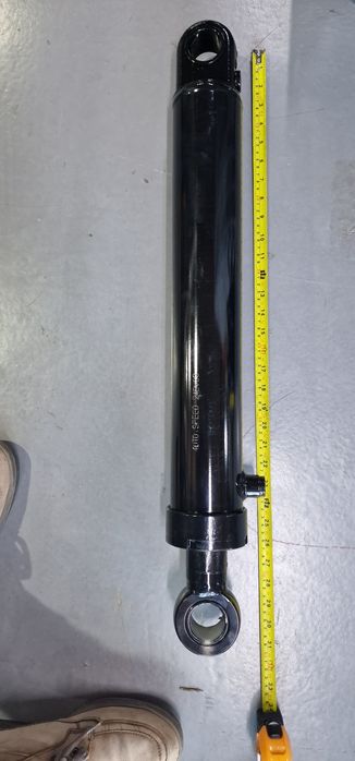 Cilindru hidraulic utilaje  se poate trimite prin curier rap