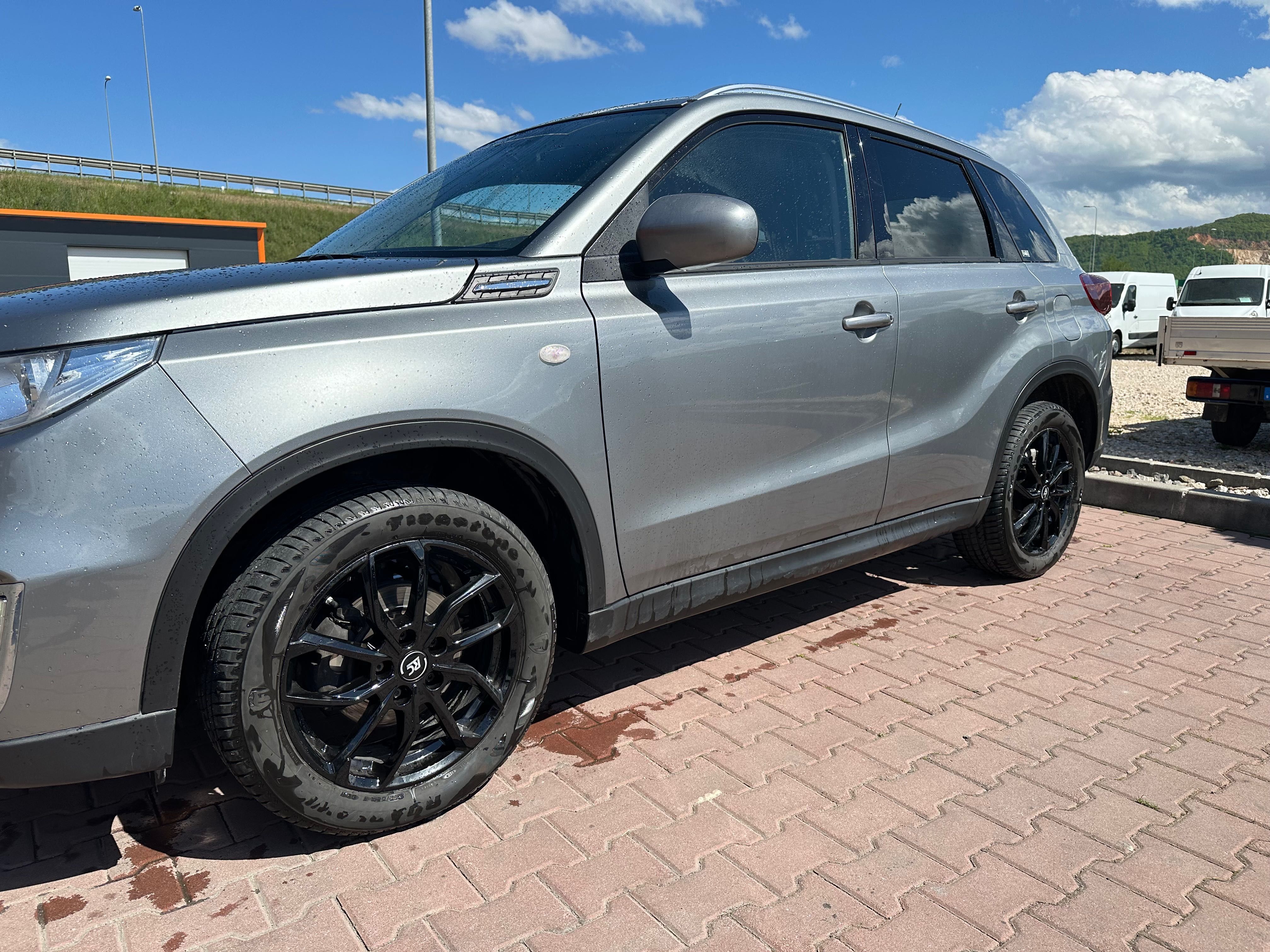 Vând Suzuki Vitara 1.4 turbo