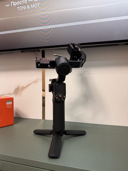 Продам стедикам DJI RS 3 mini