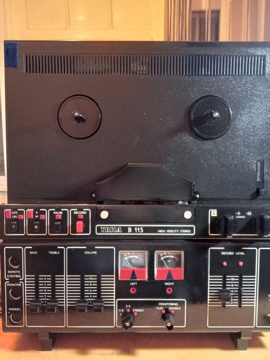 Magnetofon Tesla B115