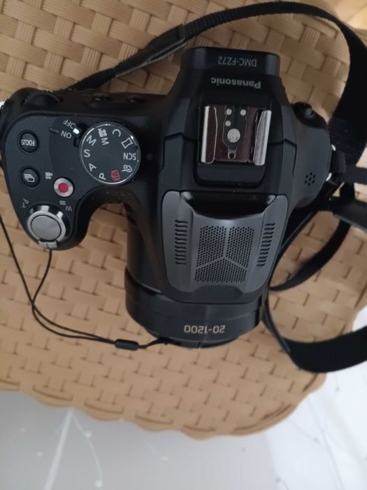 Фотоапарат с чанта