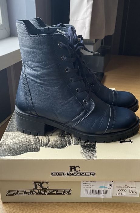 Дамски кожени боти