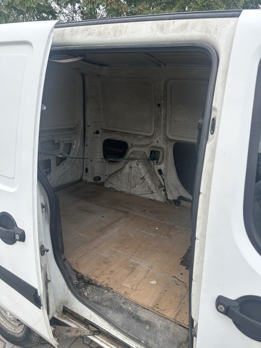 Vând Fiat Doblo 1.3 diesel