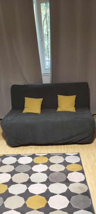 Canapea extensibila de 2 locuri