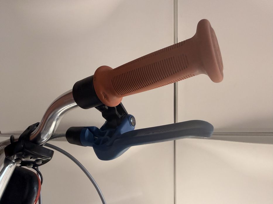 Bicicleta copii 3-6 ani foarte usoara 5,6kg roti de 16”