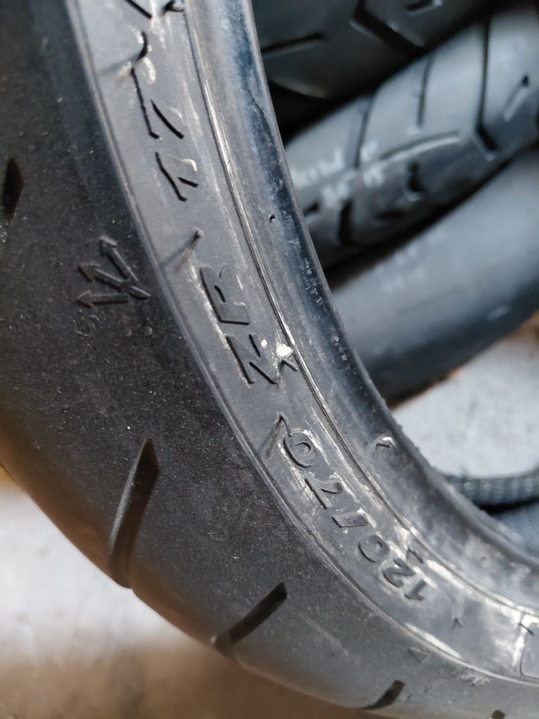 120/70/17" pirelli